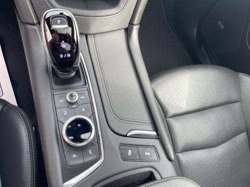 Used 2025 Cadillac XT5 Premium Luxury image 29