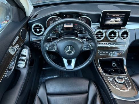 Used 2018 Mercedes-Benz C 300 4MATIC Sedan image 19