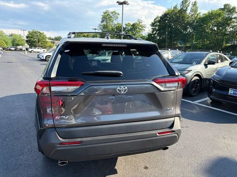 Used 2023 Toyota RAV4 XLE Premium AWD/4WD image 6