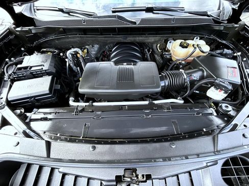 Used 2022 Chevrolet Tahoe RST w/ Sport Performance Package image 26