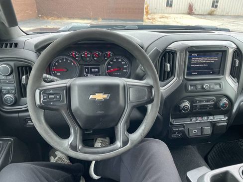 Used 2020 Chevrolet Silverado 2500 Custom w/ Custom Value Package image 32