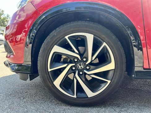 Used 2019 Honda HR-V Sport image 11