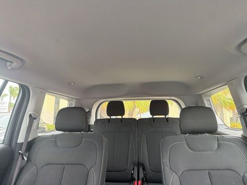 Used 2021 Jeep Grand Cherokee L Laredo w/ Luxury Tech Group I RWD image 12