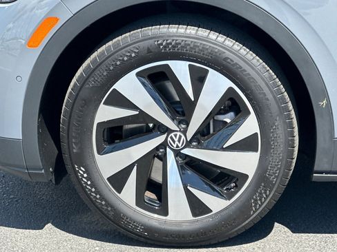 Used 2023 Volkswagen ID.4 Pro RWD image 27