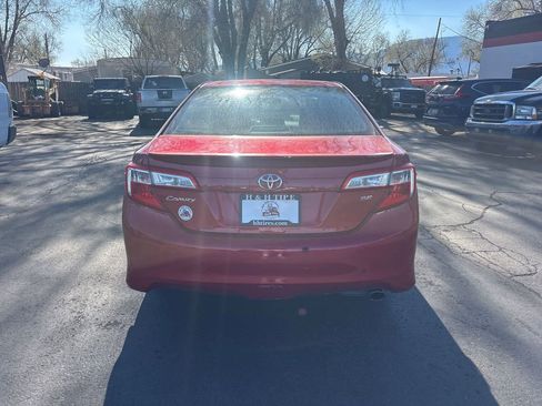 Used 2014 Toyota Camry SE image 9