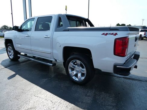Used 2018 Chevrolet Silverado 1500 LTZ w/ High Desert Package AWD/4WD image 8