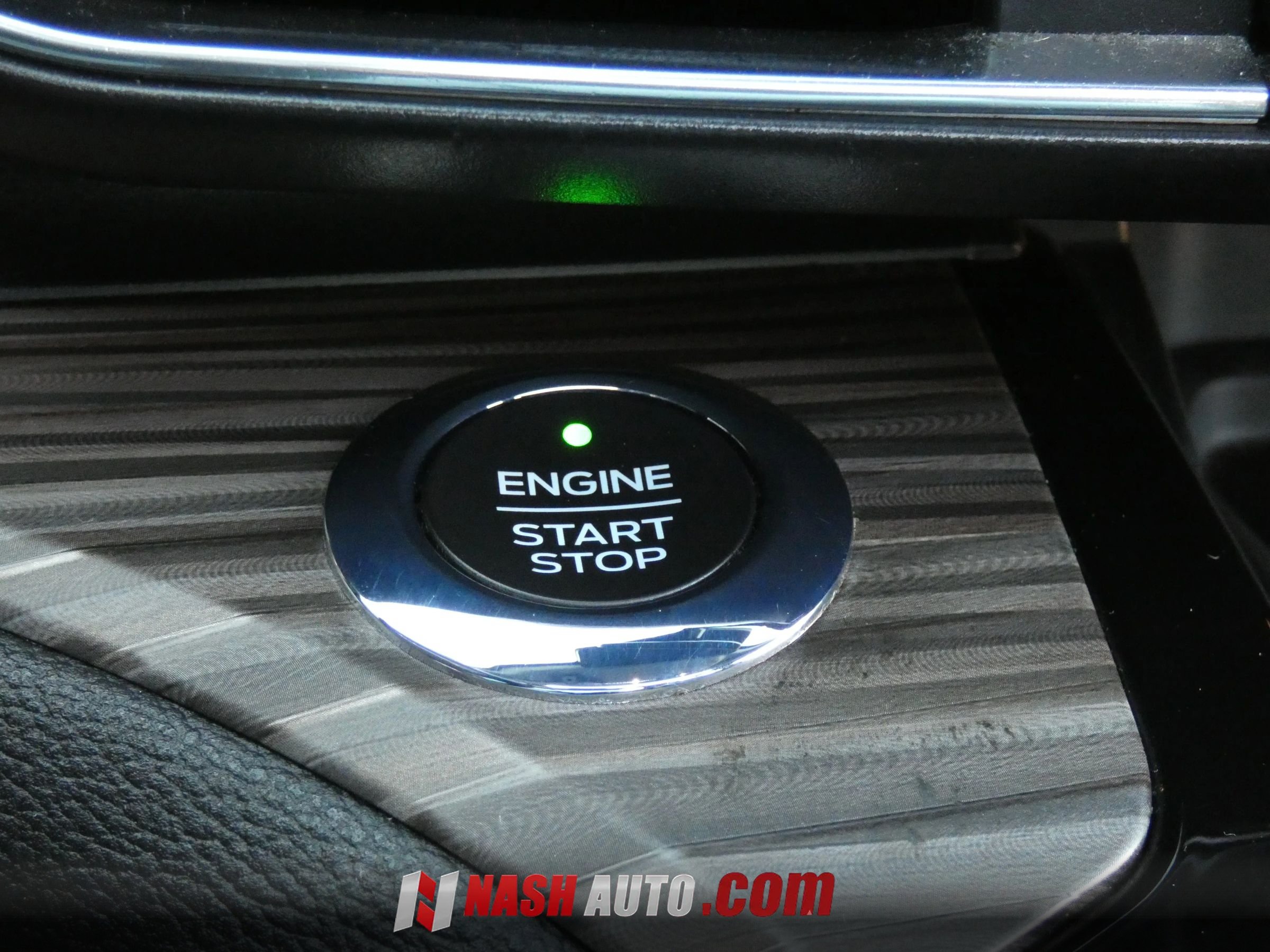 Used 2021 Ford Explorer Limited AWD/4WD image 59