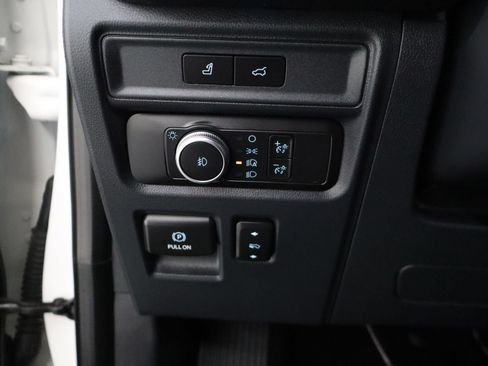 Used 2022 Ford Expedition Limited AWD/4WD image 14