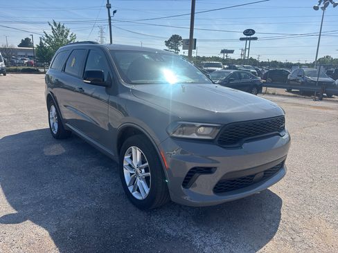 Used 2024 Dodge Durango GT AWD/4WD image 1