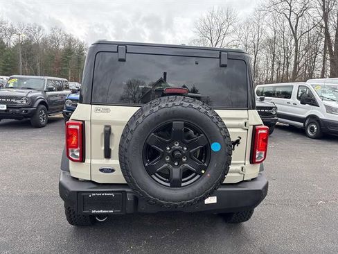 New 2025 Ford Bronco Big Bend image 3