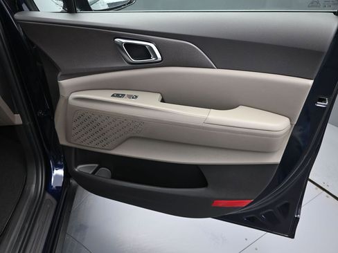 New 2026 Kia Carnival EX FWD image 38