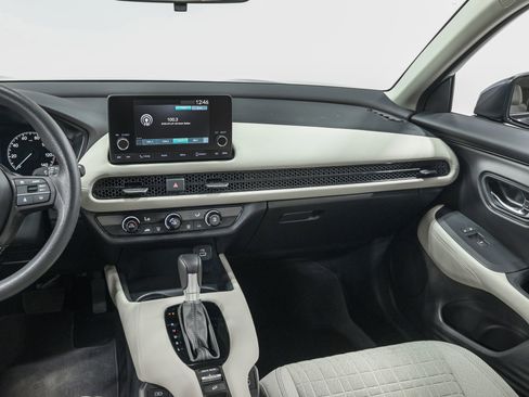 Used 2023 Honda HR-V LX image 30