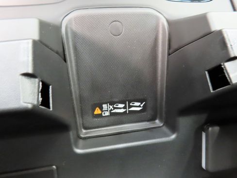 Used 2025 GMC Sierra 2500 AT4 w/ AT4 Premium Plus Package image 74