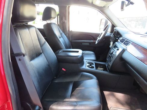 Used 2011 GMC Sierra 3500 SLT w/ SLT Convenience Package image 7