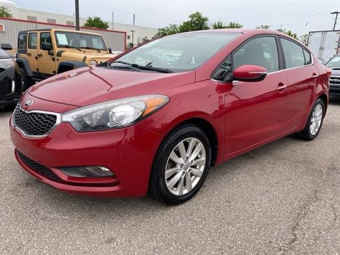 Used 2015 Kia Forte EX FWD image 3