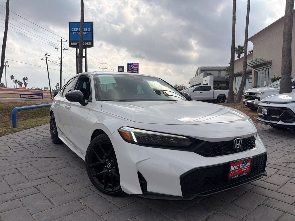 Used 2025 Honda Civic Sport image 1