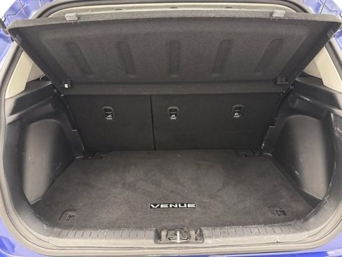 Used 2022 Hyundai Venue Limited w/ Cargo Package image 30