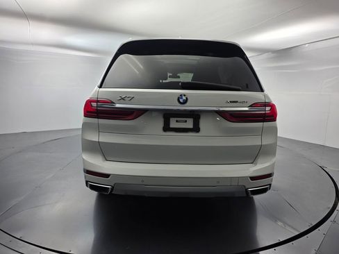 Used 2022 BMW X7 xDrive40i w/ Premium Package image 5