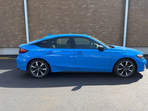Used 2025 Honda Civic Sport Touring image 8