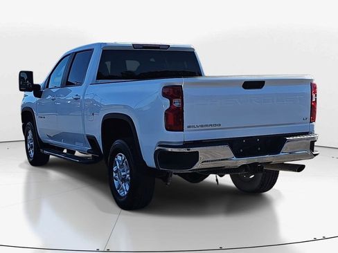 Used 2023 Chevrolet Silverado 2500 LT w/ Convenience Package image 5