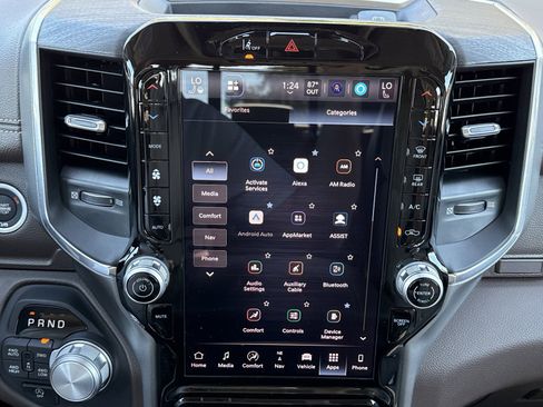 Used 2025 RAM 1500 Laramie image 29