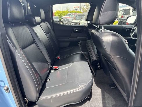 Used 2018 Toyota Tacoma TRD Pro AWD/4WD image 23