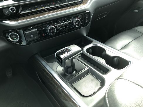 Used 2022 Chevrolet Silverado 1500 RST w/ Convenience Package II image 18