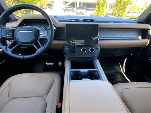New 2026 Land Rover Defender 90 V8 AWD/4WD image 5
