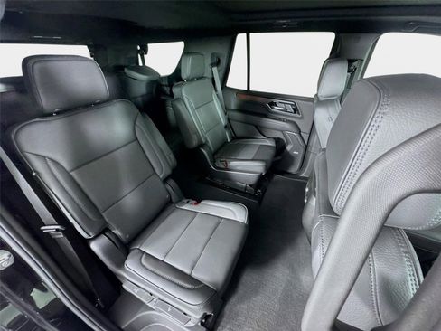 Certified 2026 GMC Yukon Denali w/ Sun & Power Step Package AWD/4WD image 29
