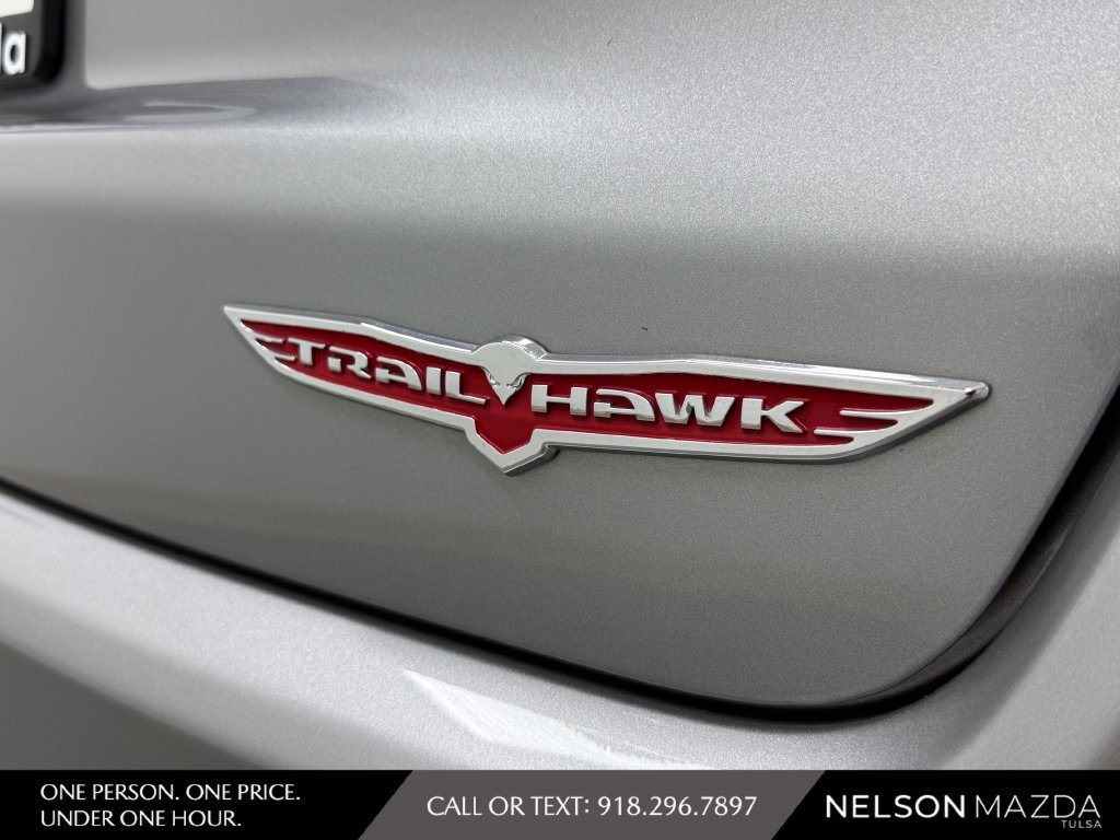 Used 2020 Jeep Compass Trailhawk AWD/4WD image 11