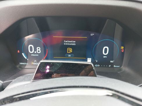 Used 2025 Ford Explorer ST-Line w/ Premium Package image 21