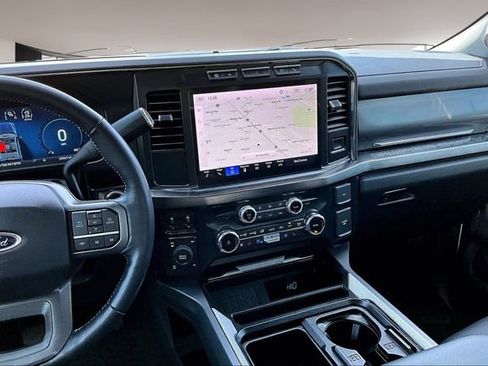 Used 2024 Ford F250 Lariat w/ Chrome Package image 10