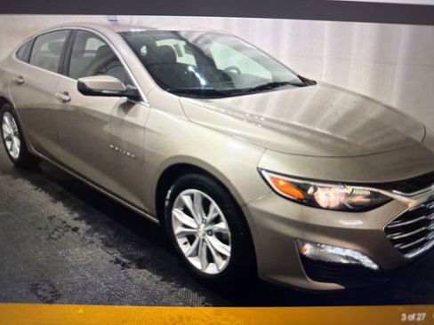 Used 2023 Chevrolet Malibu LT image 3
