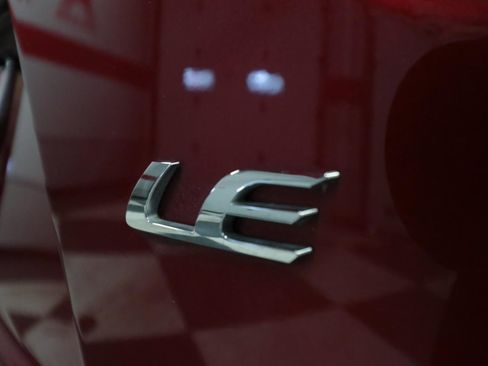 Used 2022 Toyota Corolla LE image 30