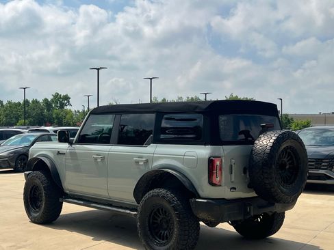 Used 2022 Ford Bronco Outer Banks AWD/4WD image 9
