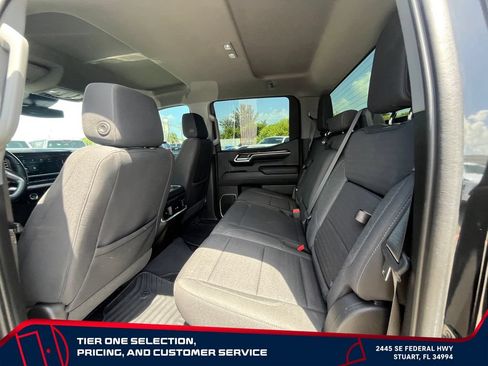 Used 2022 GMC Sierra 1500 Elevation RWD image 12