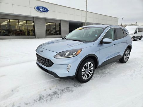 Used 2022 Ford Escape SEL AWD/4WD image 3