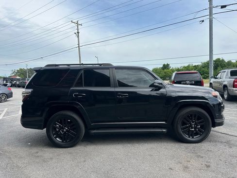Used 2021 Toyota 4Runner Nightshade AWD/4WD image 9