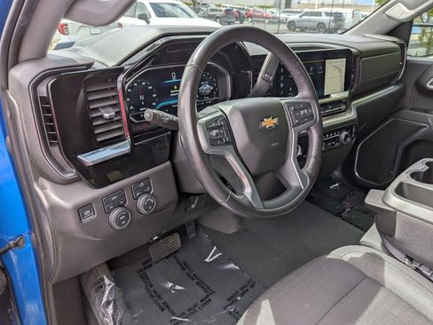 Certified 2022 Chevrolet Silverado 1500 LT AWD/4WD image 14