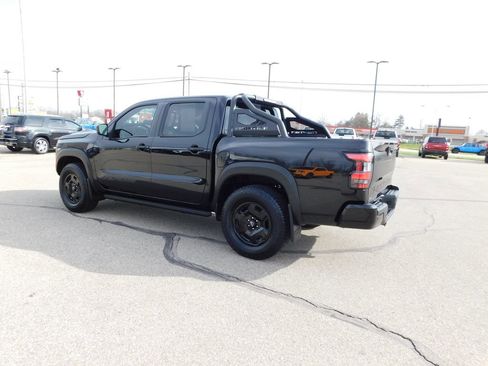 Used 2024 Nissan Frontier SV w/ Hardbody Edition image 8
