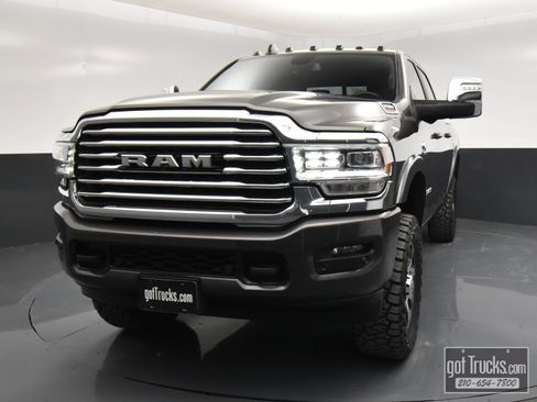 Used 2023 RAM 2500 Limited image 49