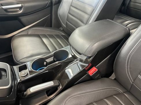Used 2018 Ford C-MAX Titanium w/ Equipment Group 301A FWD image 29