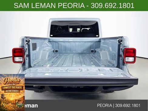 New 2025 Jeep Gladiator Sport image 24