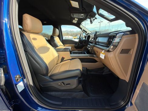 New 2026 Ford F450 Lariat image 11