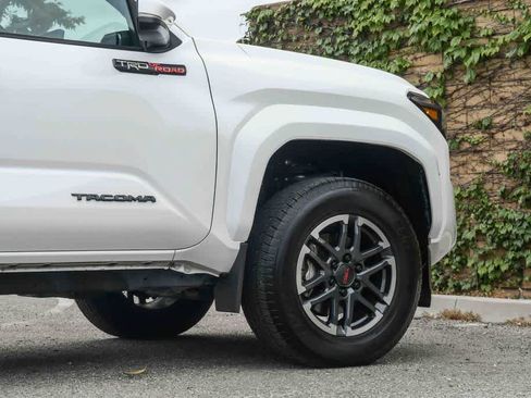 Used 2024 Toyota Tacoma TRD Sport w/ TRD Sport Upgrade Package AWD/4WD image 11