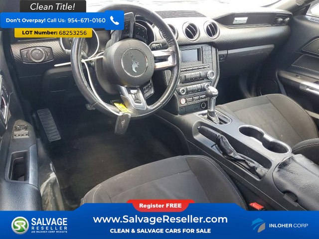 Used 2018 Ford Mustang Coupe RWD image 11