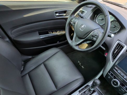 Used 2020 Acura TLX FWD image 32