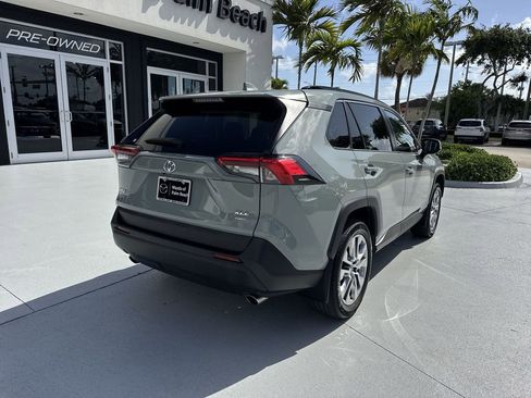 Used 2021 Toyota RAV4 XLE Premium AWD/4WD image 3