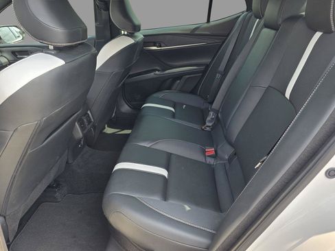 Used 2025 Toyota Camry SE w/ Convenience Package FWD image 27