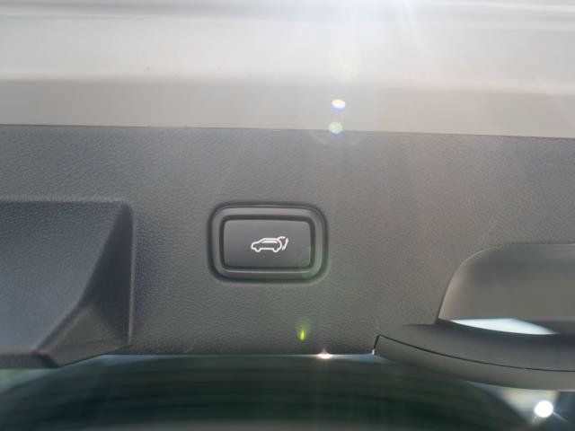 Certified 2026 Kia Sportage EX AWD/4WD image 30